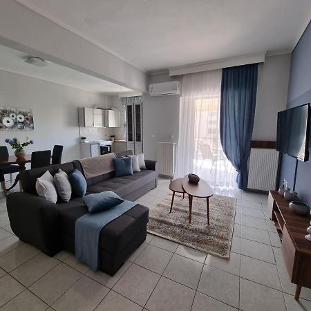 Casa Domenica Apartment Peraía Екстериор снимка