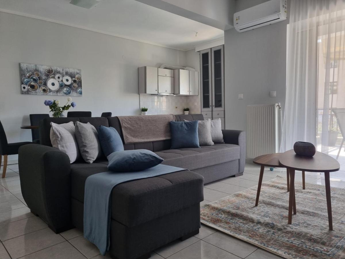 Casa Domenica Apartment Peraía Екстериор снимка