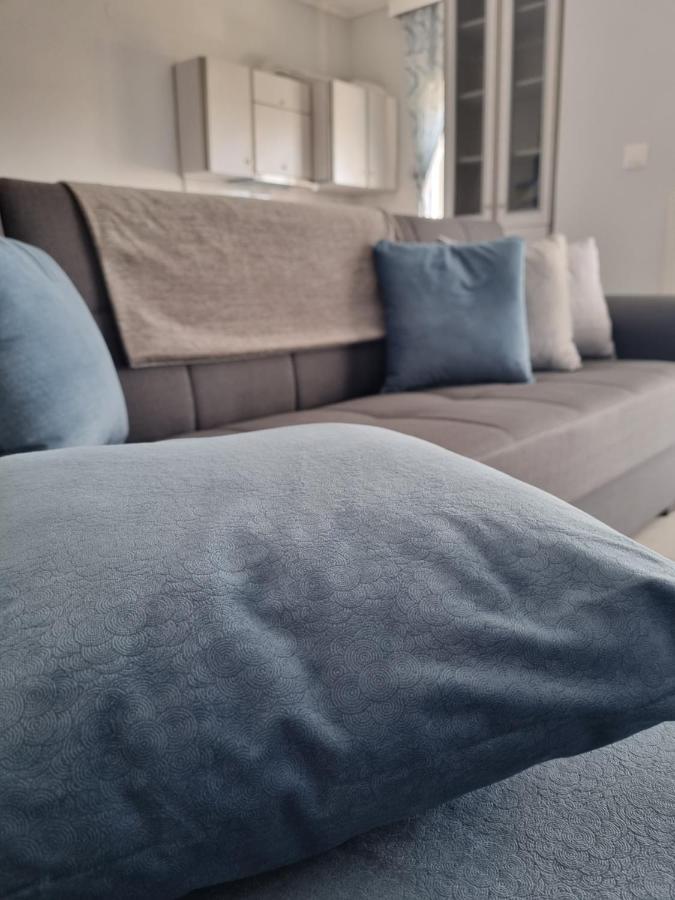 Casa Domenica Apartment Peraía Екстериор снимка